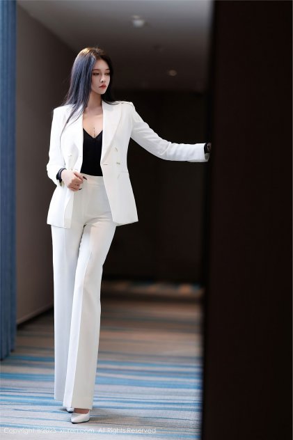 h色有呻吟的有声小说在线听